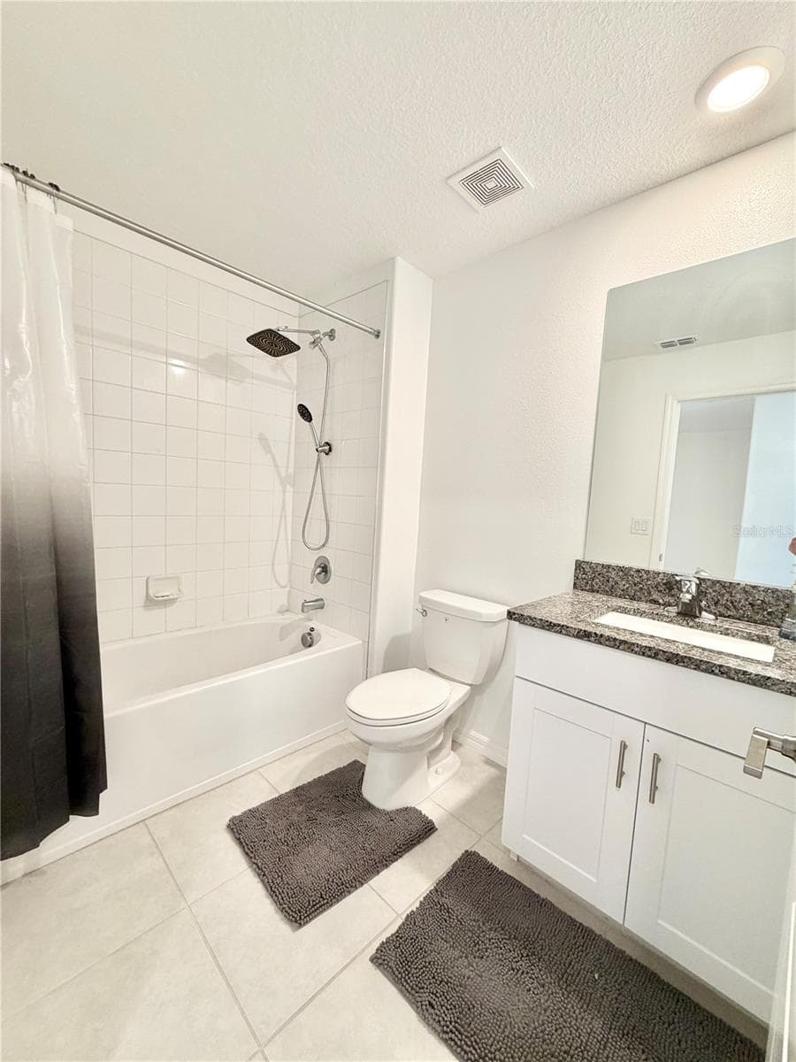 Guest bath - 2578 CHARLAN CT, HOLIDAY