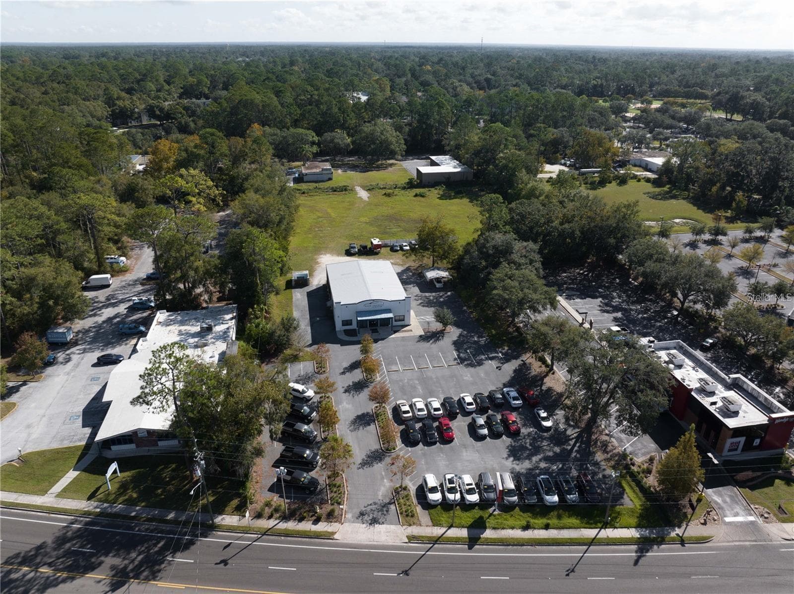 Business at 1725 N MAIN ST, GAINESVILLE, photo 32 of 38