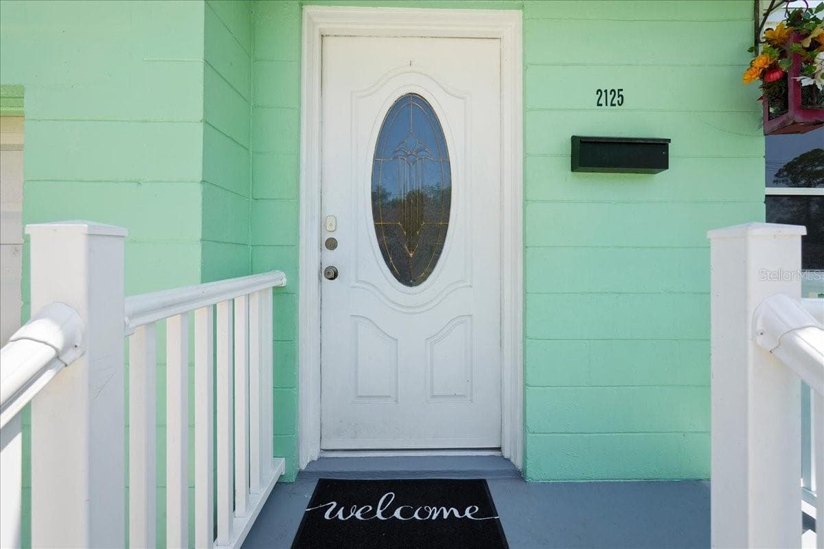 Single Family Residence at 2125 W LOU DR, JACKSONVILLE, photo 4 of 57