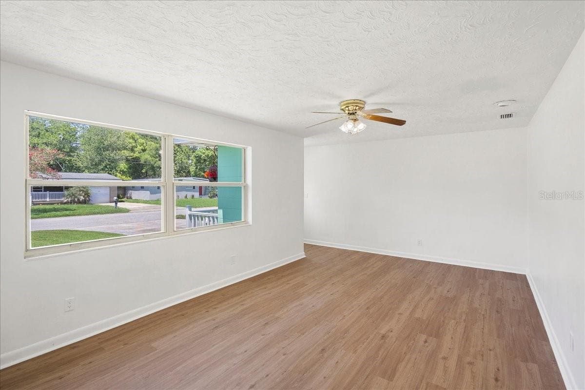 Single Family Residence at 2125 W LOU DR, JACKSONVILLE, photo 7 of 57