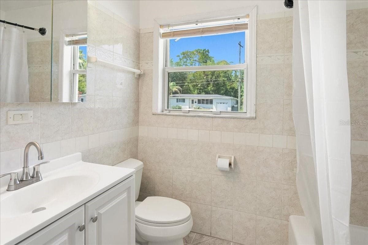 Single Family Residence at 2125 W LOU DR, JACKSONVILLE, photo 28 of 57