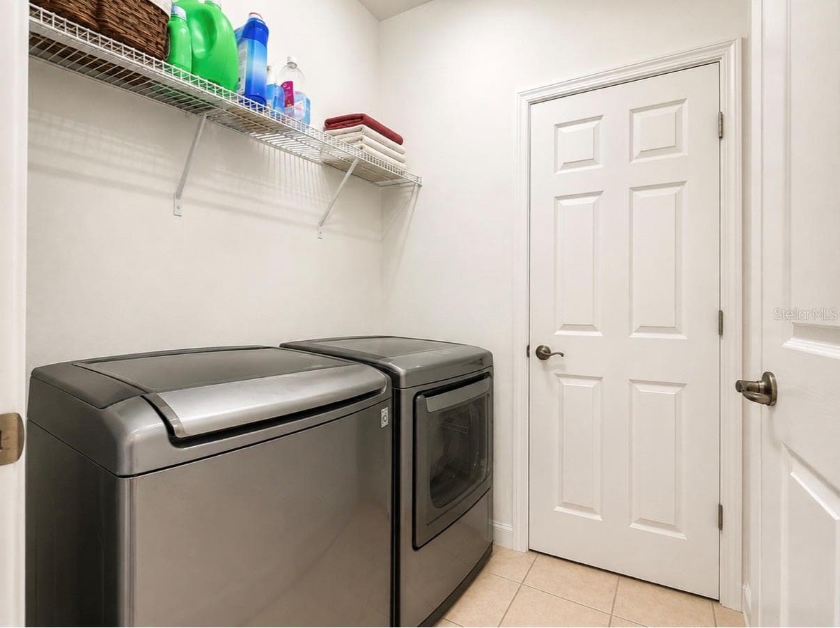 Townhouse at 10210 FALLSGROVE ST, ORLANDO, photo 24 of 28