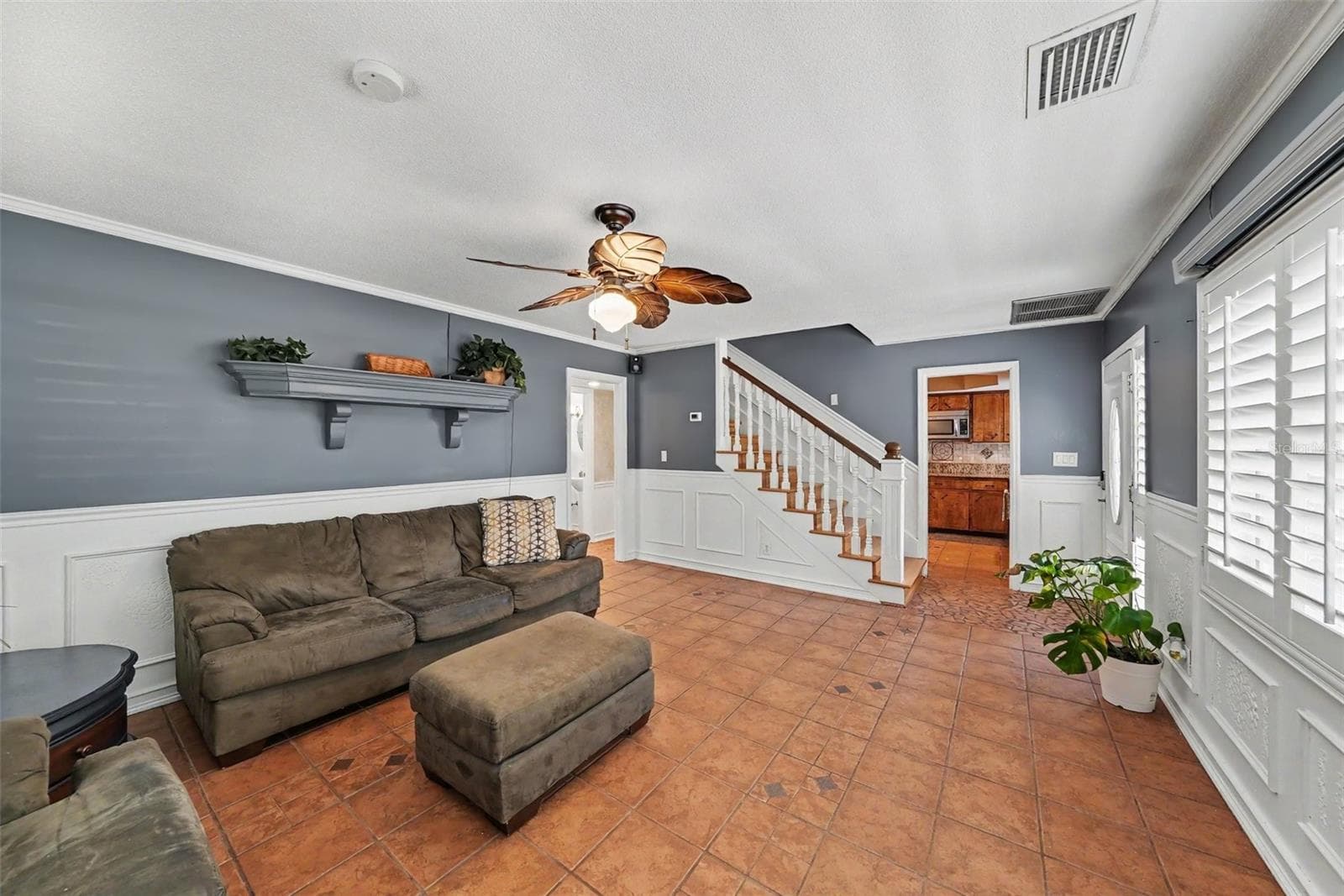 Single Family Residence at 404 CLARISSA DR, BRANDON, photo 10 of 51