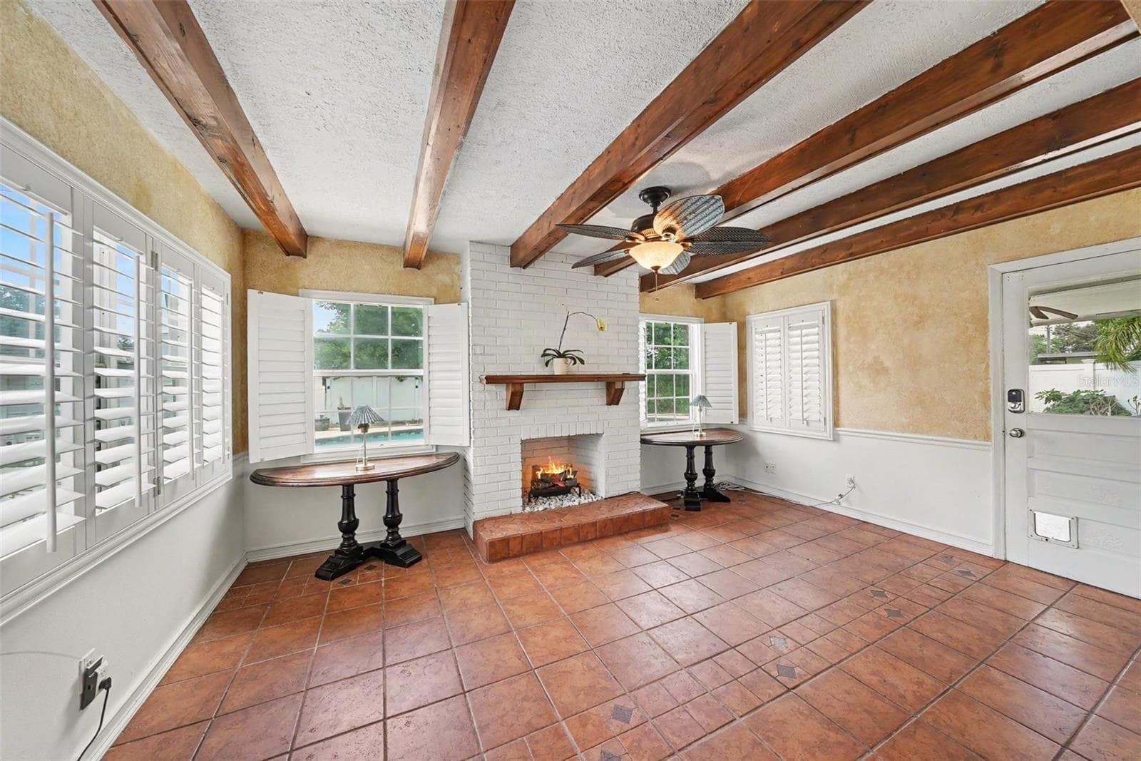Single Family Residence at 404 CLARISSA DR, BRANDON, photo 15 of 51
