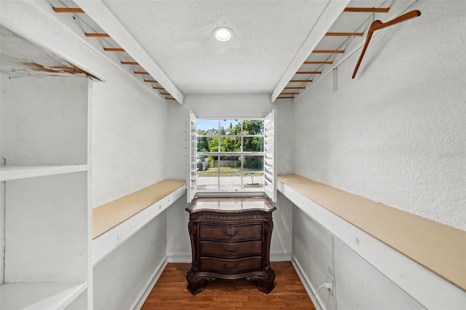 Single Family Residence at 404 CLARISSA DR, BRANDON, photo 24 of 51