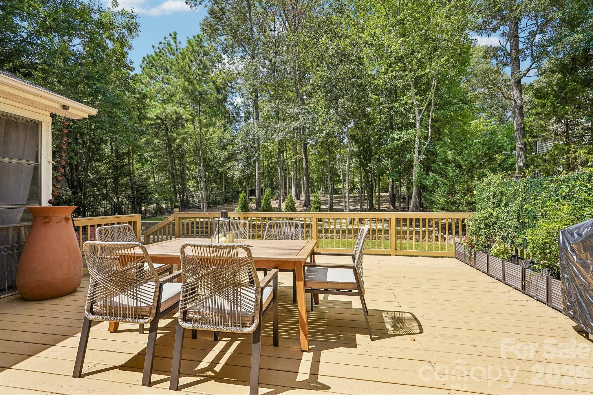 Single Family Residence at 10823 Persimmon Creek Drive, Charlotte, photo 38 of 48