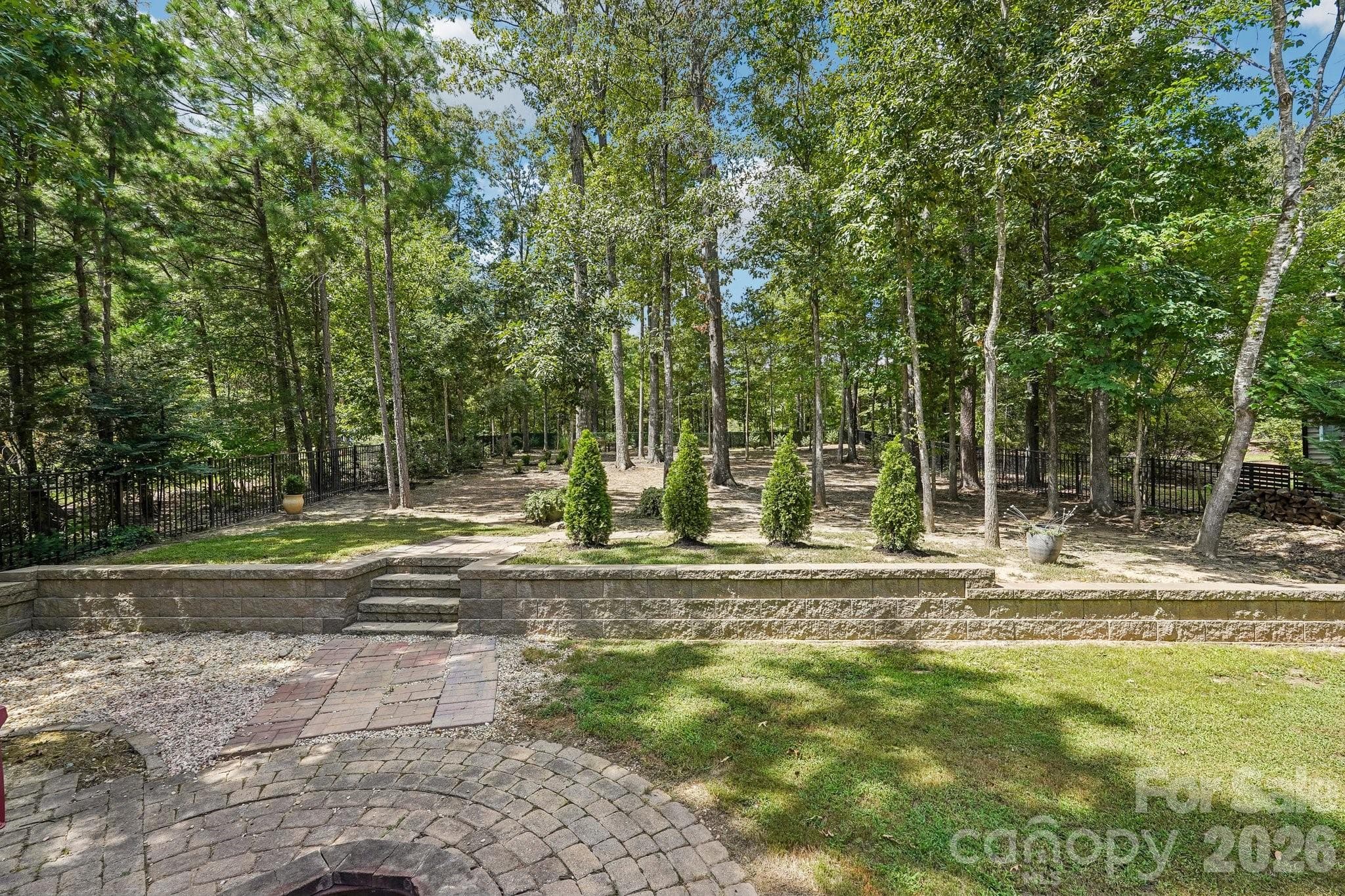 Single Family Residence at 10823 Persimmon Creek Drive, Charlotte, photo 39 of 48