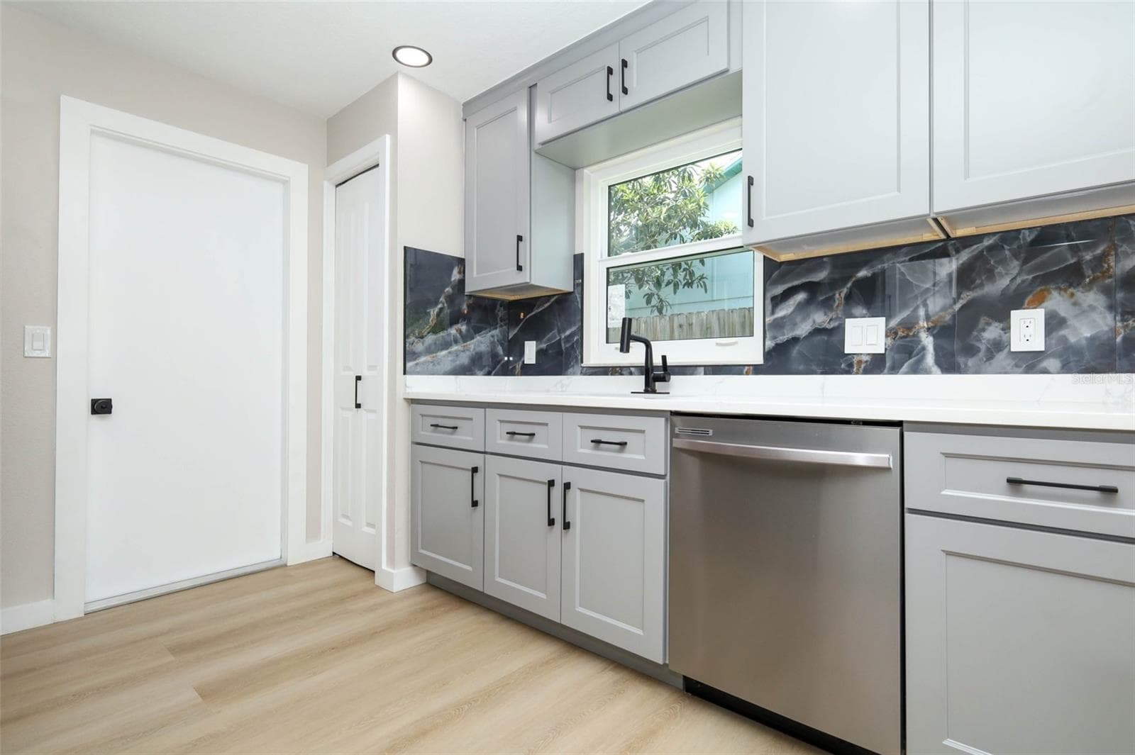 Smart Faucet - 761 ROBINHOOD DR, MAITLAND
