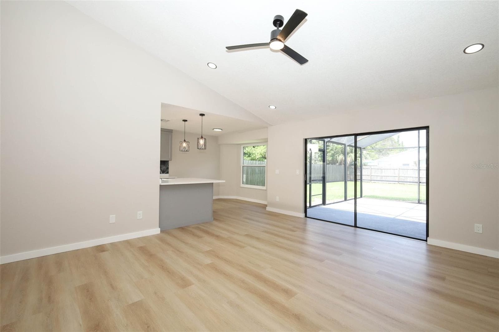 Single Family Residence at 761 ROBINHOOD DR, MAITLAND, photo 14 of 39