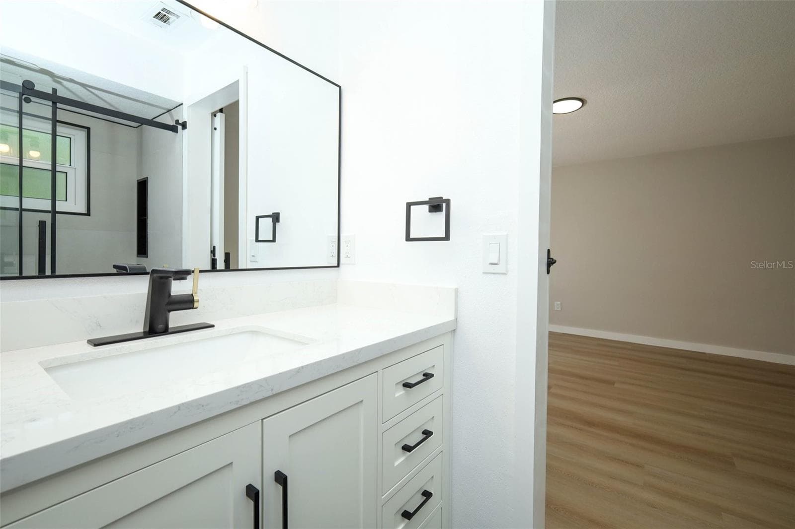 Primary Bath - 761 ROBINHOOD DR, MAITLAND