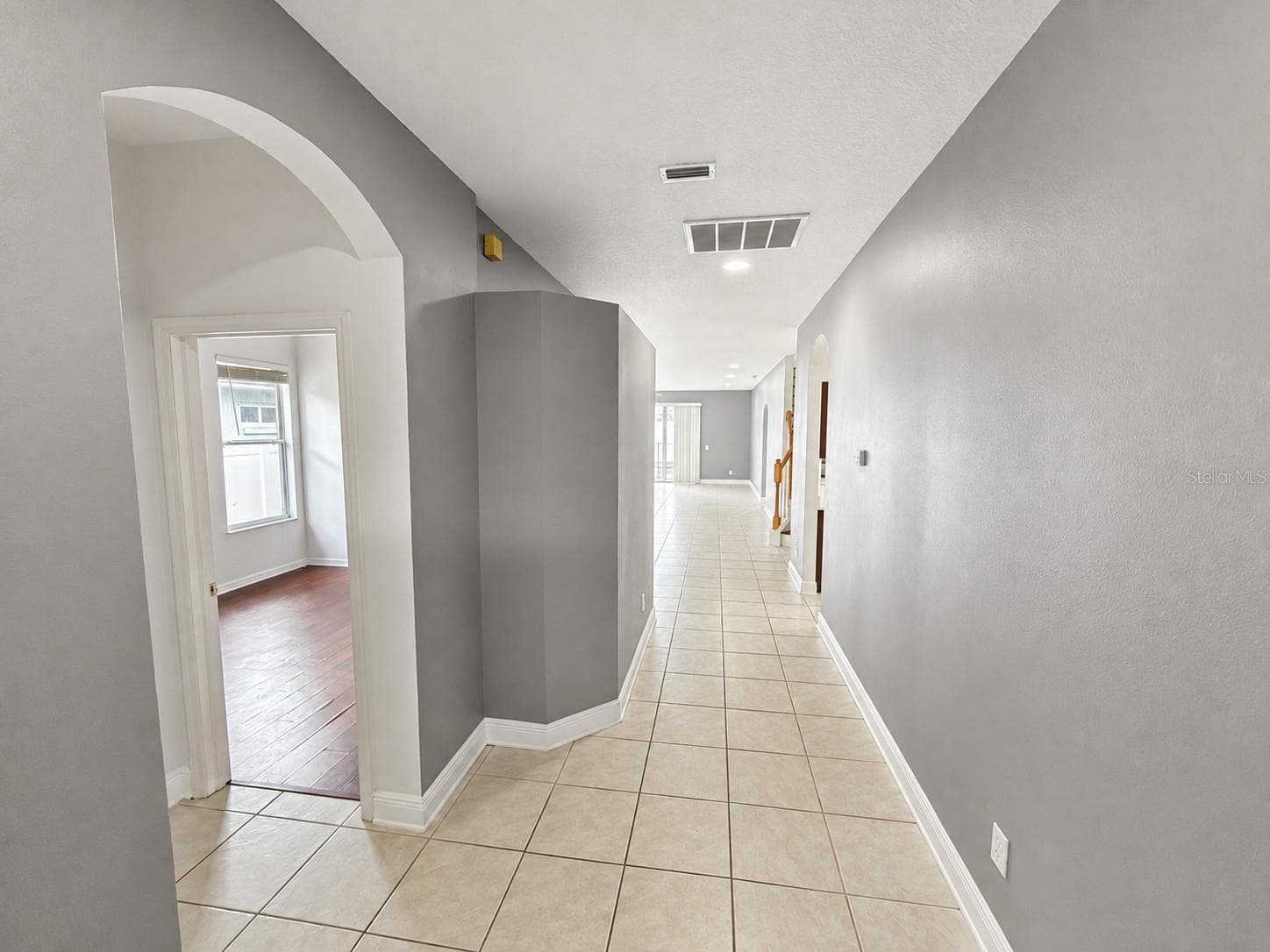 WELCOME HOME - 15430 LAKE BELLA VISTA DR, TAMPA