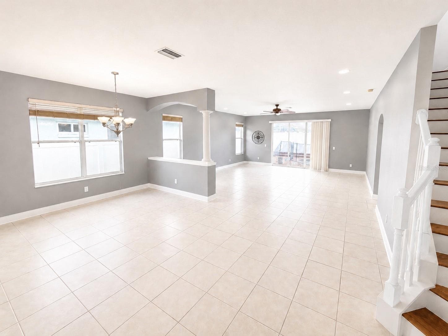 Single Family Residence at 15430 LAKE BELLA VISTA DR, TAMPA, photo 6 of 29