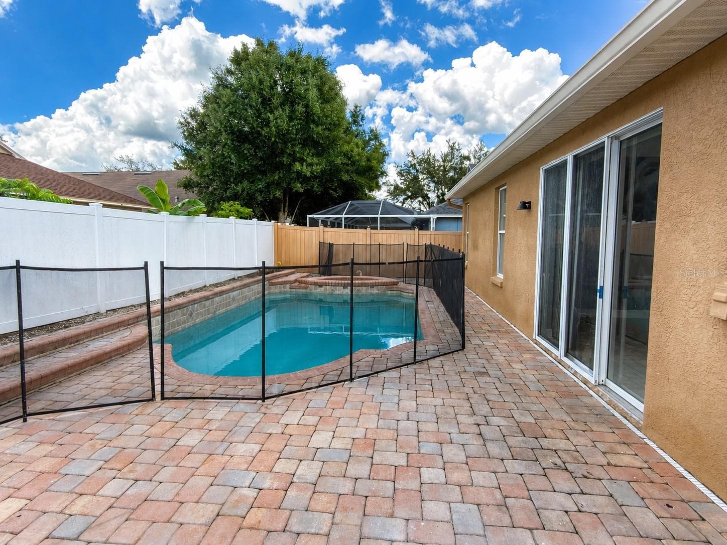 Single Family Residence at 15430 LAKE BELLA VISTA DR, TAMPA, photo 27 of 29