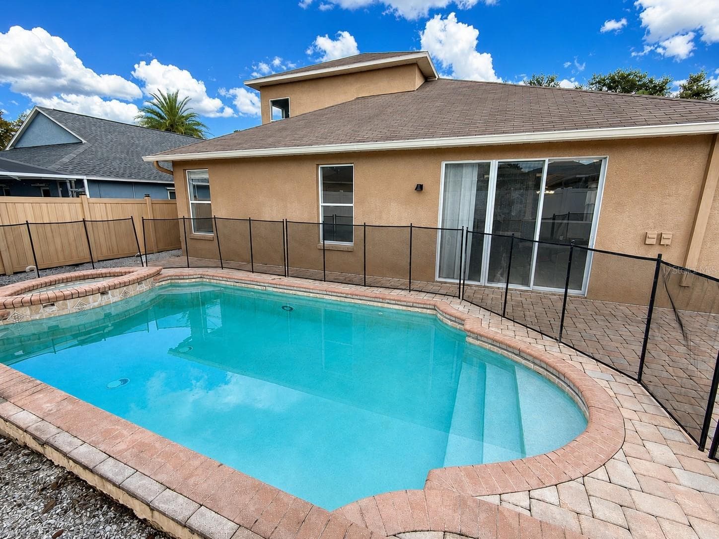 Single Family Residence at 15430 LAKE BELLA VISTA DR, TAMPA, photo 28 of 29