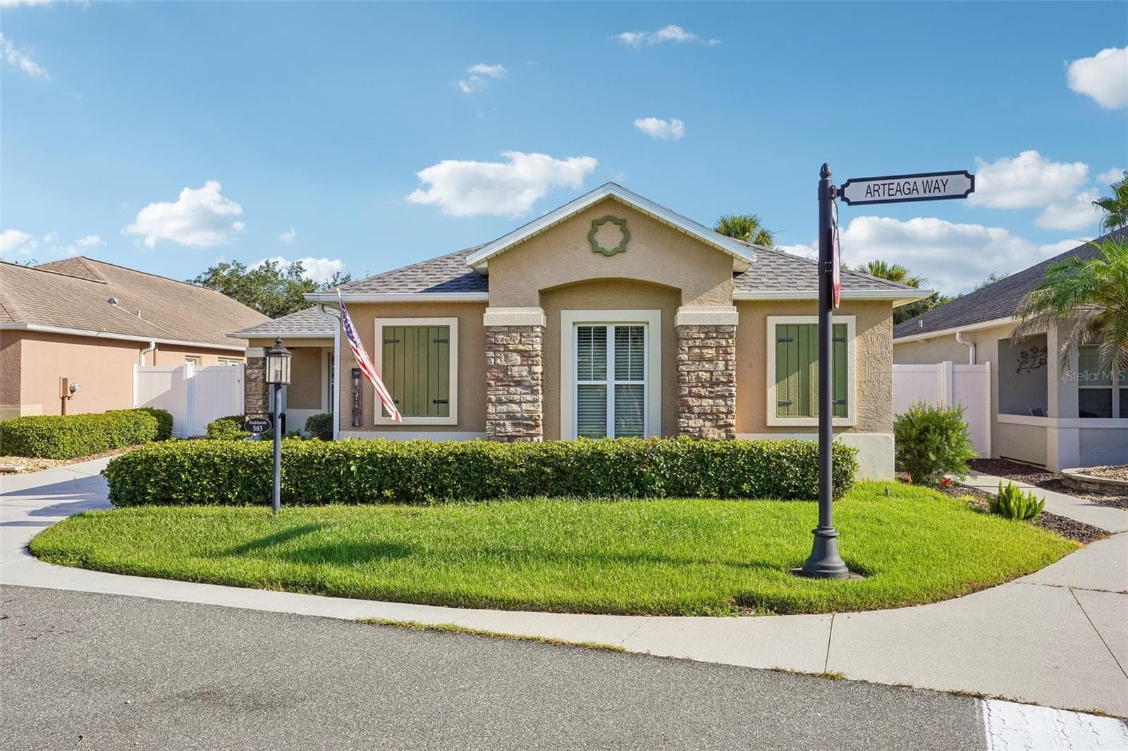Front - 583 ARTEAGA WAY, THE VILLAGES