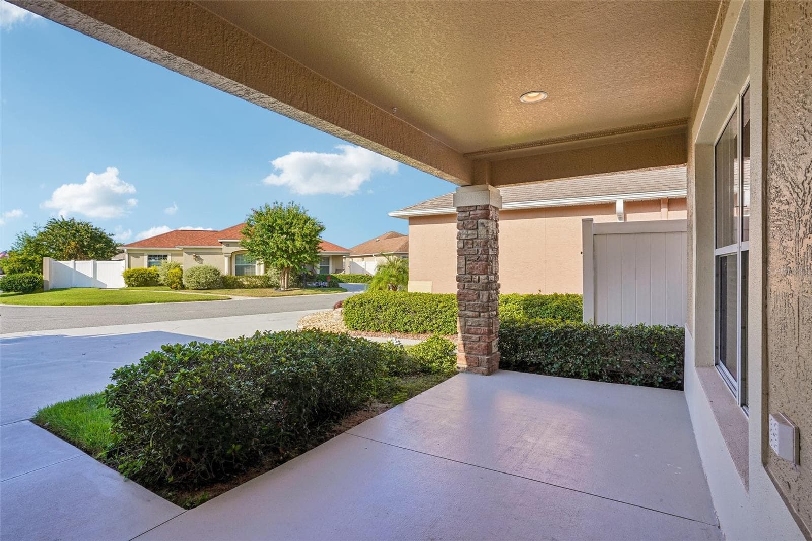 Front Porch - 583 ARTEAGA WAY, THE VILLAGES
