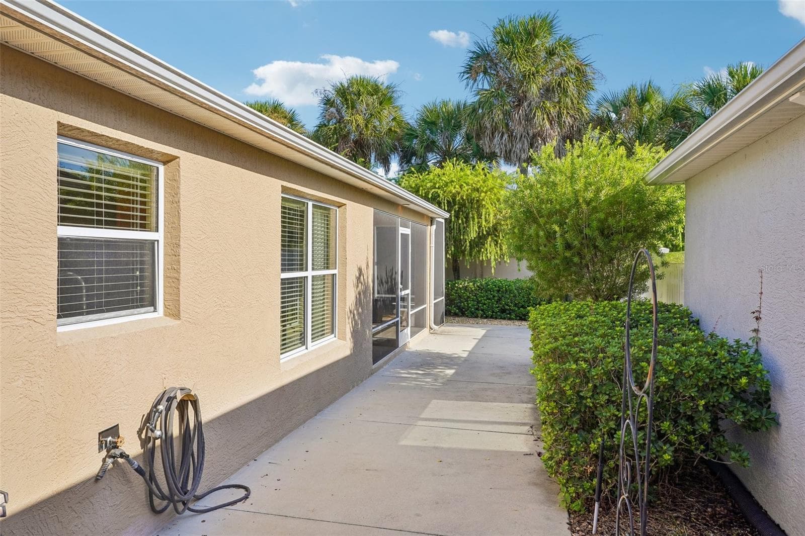 Side Enclosed Backyard - 583 ARTEAGA WAY, THE VILLAGES
