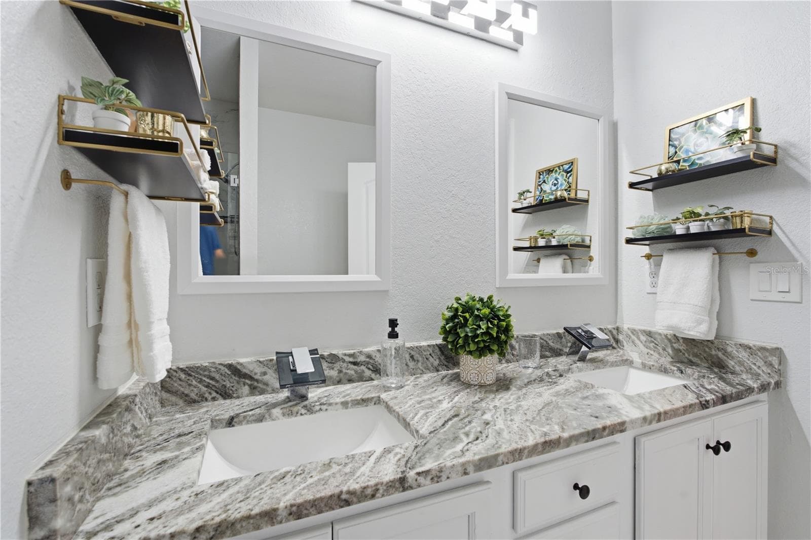 Single Family Residence at 9530 NATHANIEL LN, LAND O LAKES, photo 19 of 51
