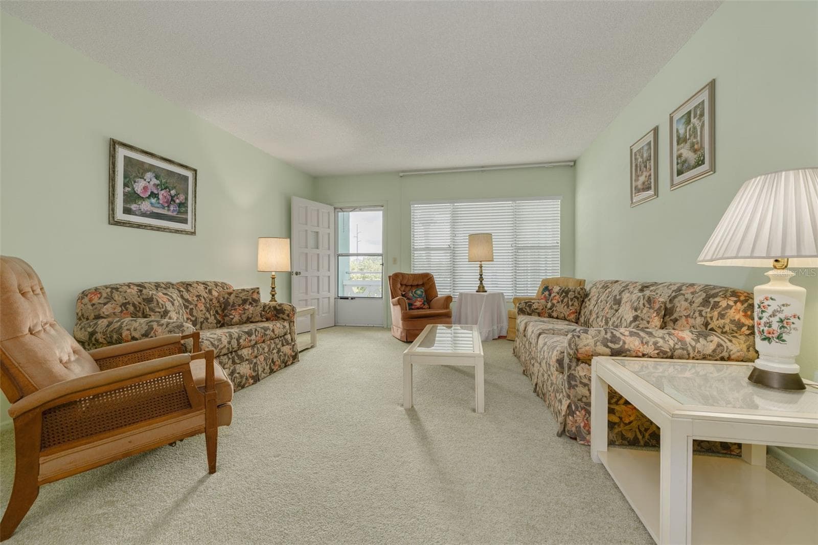 Living Room - 2455 FINLANDIA LN #63, CLEARWATER