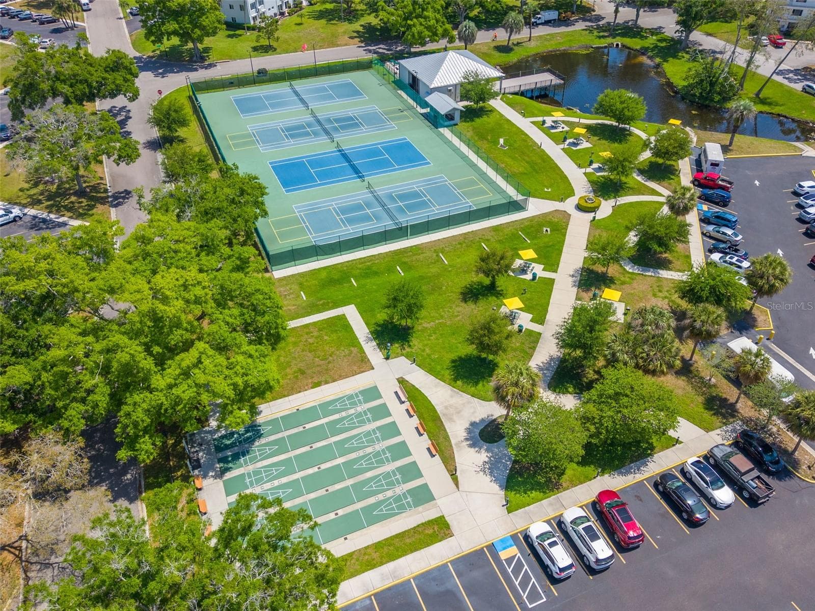 Pickleball, shuffleboard, and more - 2455 FINLANDIA LN #63, CLEARWATER