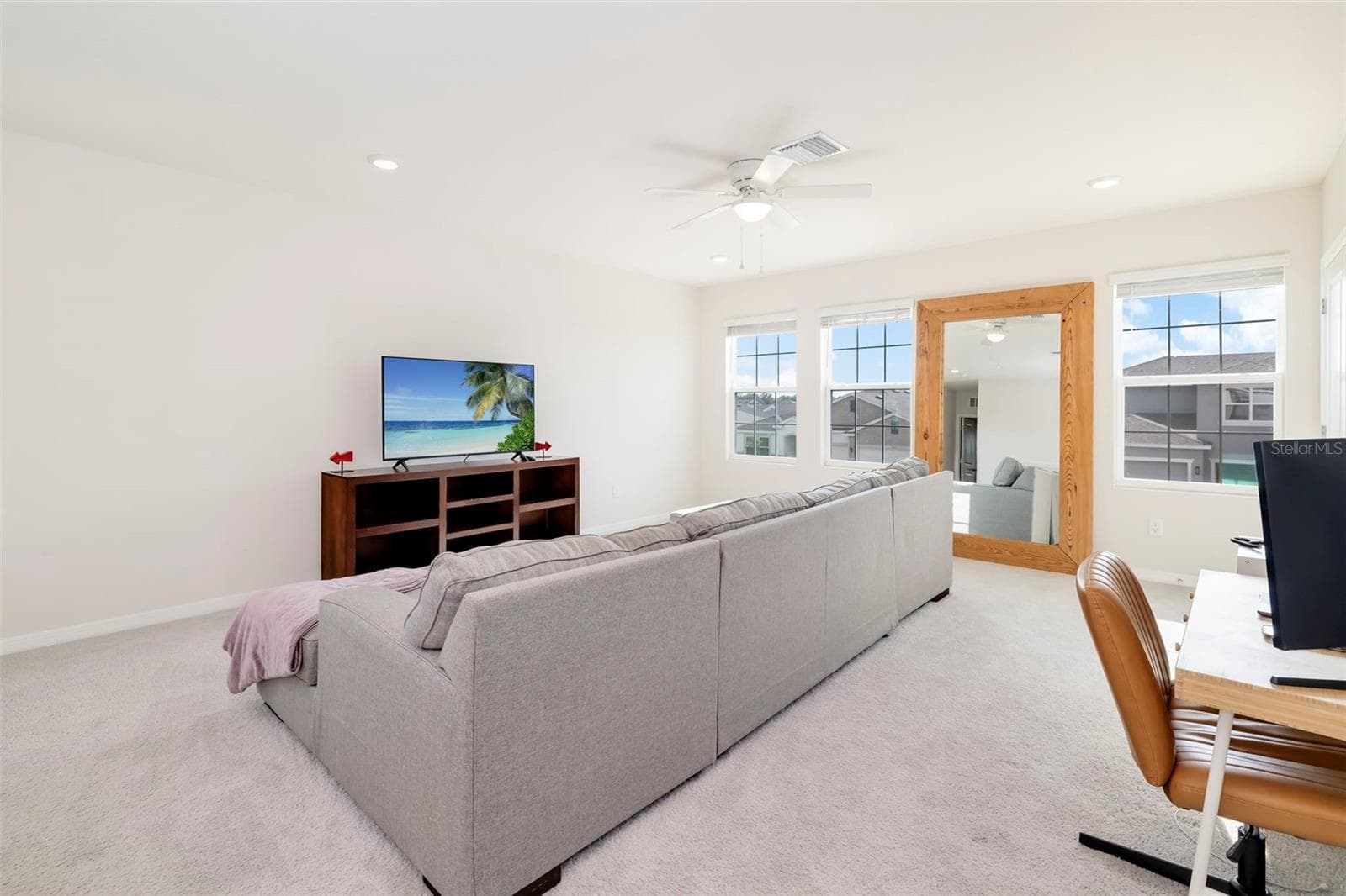Tons of Options For This Loft Space! - 523 158TH ST E, BRADENTON
