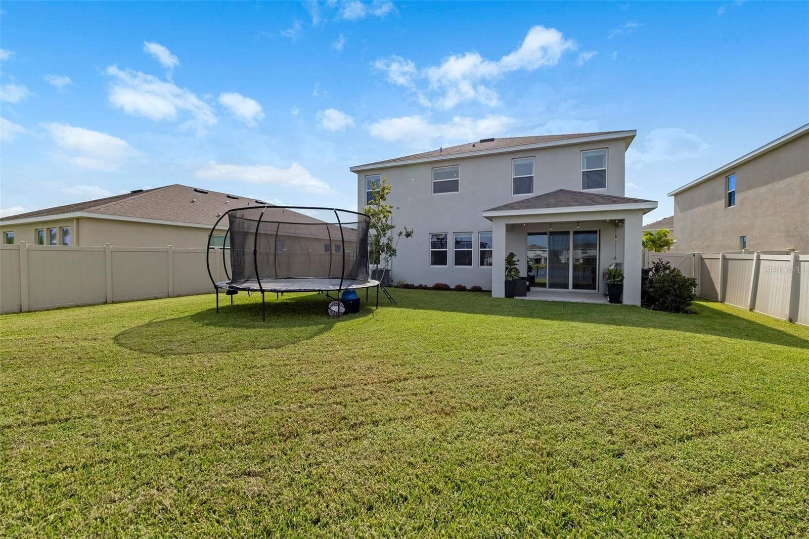 Huge Yard - 523 158TH ST E, BRADENTON