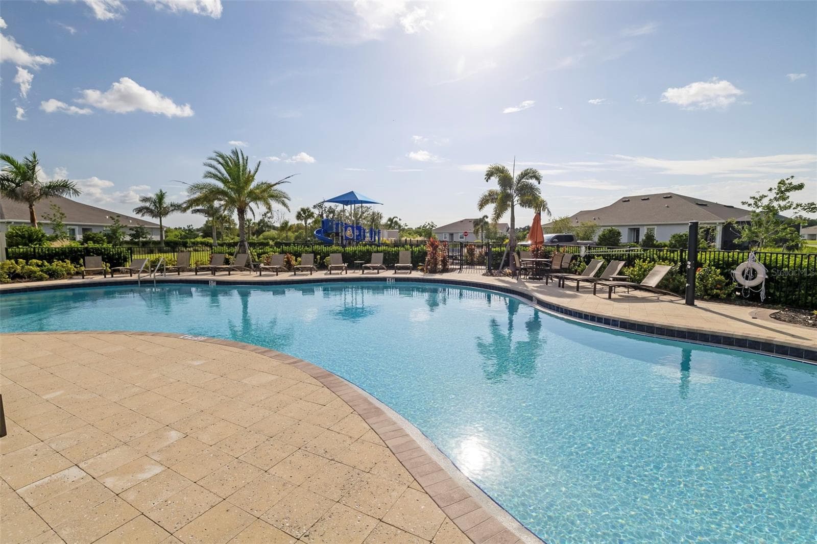 30 Second Walk from Home - 523 158TH ST E, BRADENTON