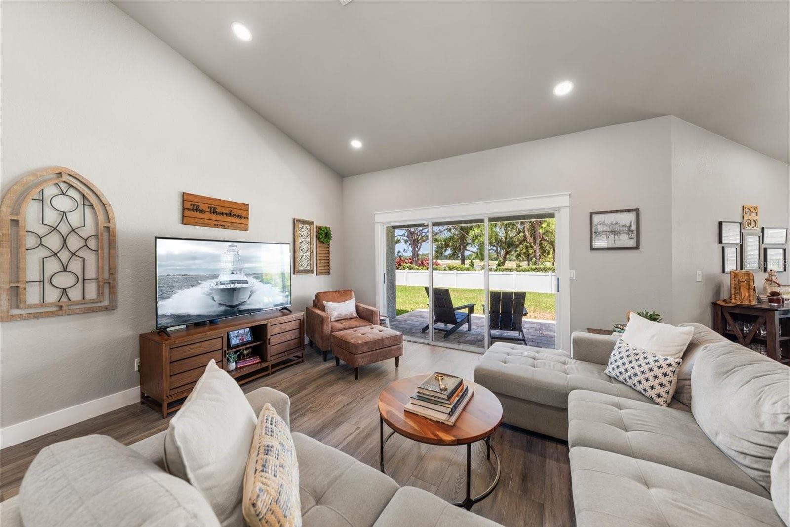 Single Family Residence at 668 MEHLENBACHER RD, BELLEAIR, photo 80 of 85