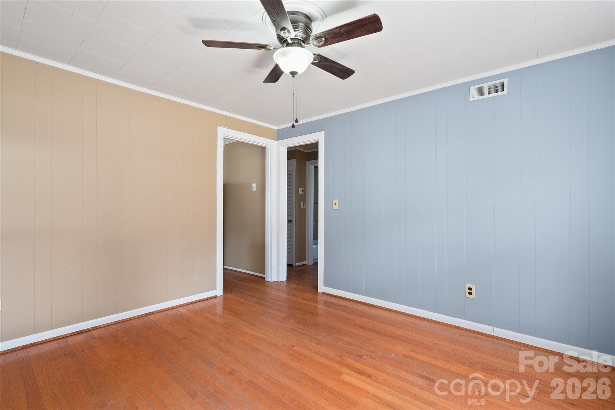 Single Family Residence at 417 Riverbend Street, Waynesville, photo 8 of 31