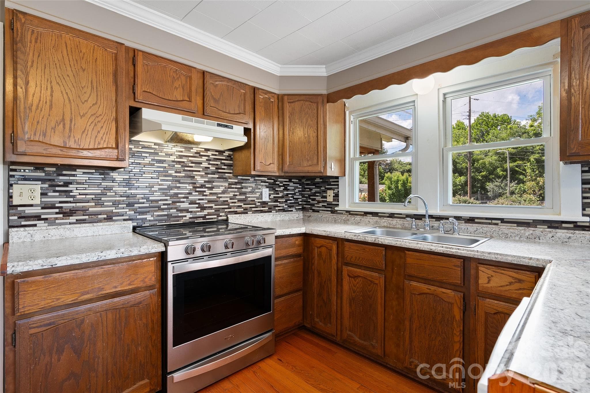 Single Family Residence at 417 Riverbend Street, Waynesville, photo 13 of 31