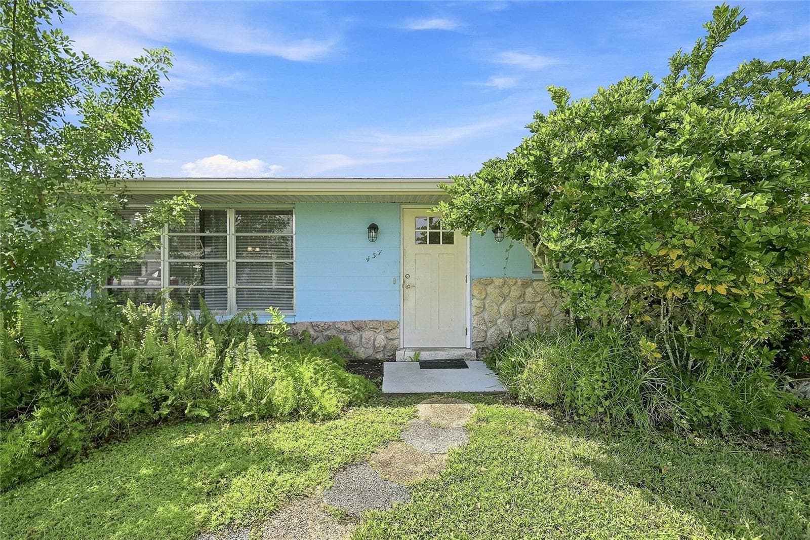 Single Family Residence at 457 GARFIELD AVE NW, PORT CHARLOTTE, photo 2 of 27