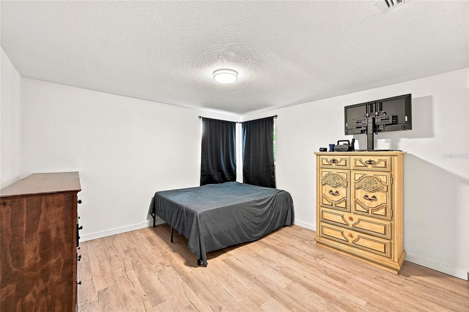 Single Family Residence at 457 GARFIELD AVE NW, PORT CHARLOTTE, photo 15 of 27