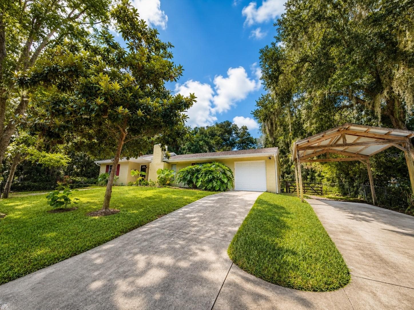 Single Family Residence at 410 RUBY AVE, DELAND, photo 3 of 39