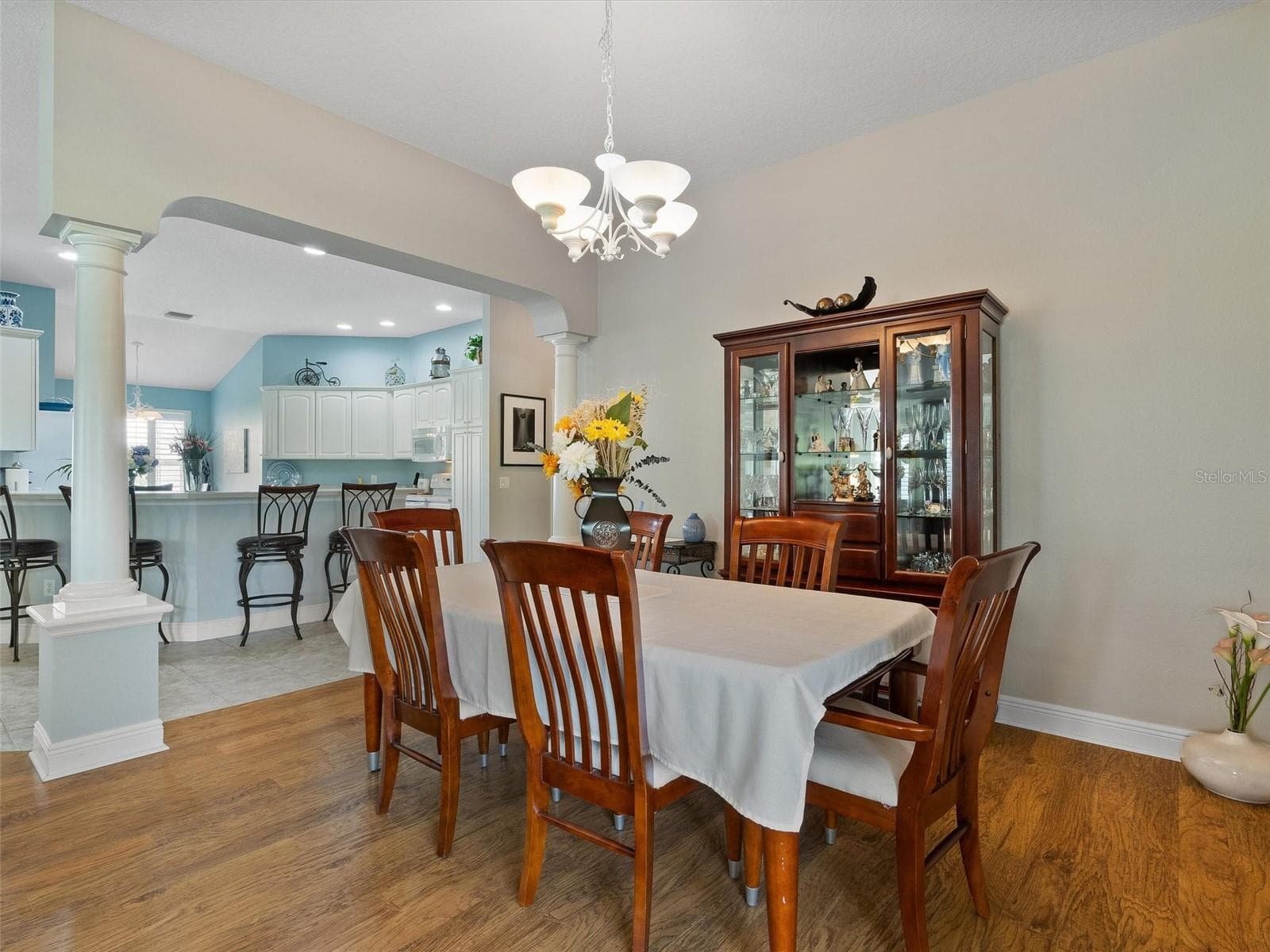 Single Family Residence at 490 LITTLE RIVER PATH, THE VILLAGES, photo 11 of 52
