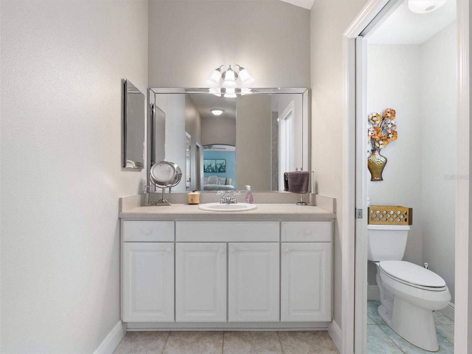 Single Family Residence at 490 LITTLE RIVER PATH, THE VILLAGES, photo 23 of 52