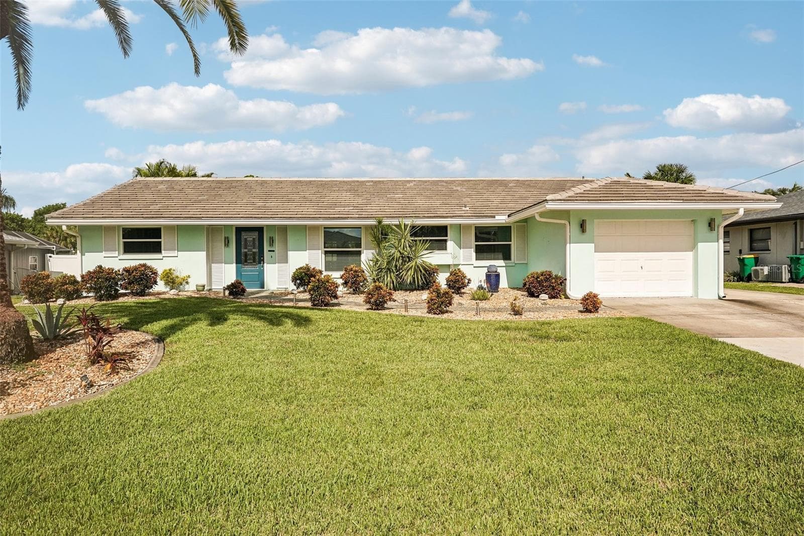 Single Family Residence at 4390 ALBACORE CIR, PORT CHARLOTTE, photo 2 of 71