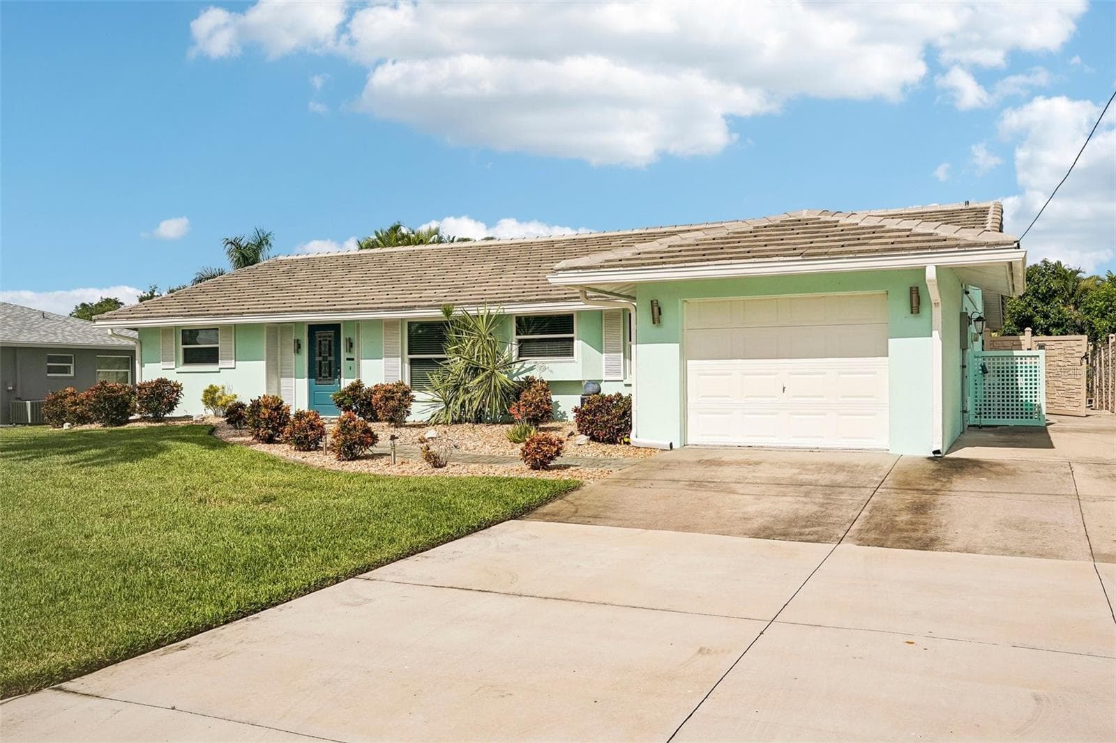 Single Family Residence at 4390 ALBACORE CIR, PORT CHARLOTTE, photo 3 of 71