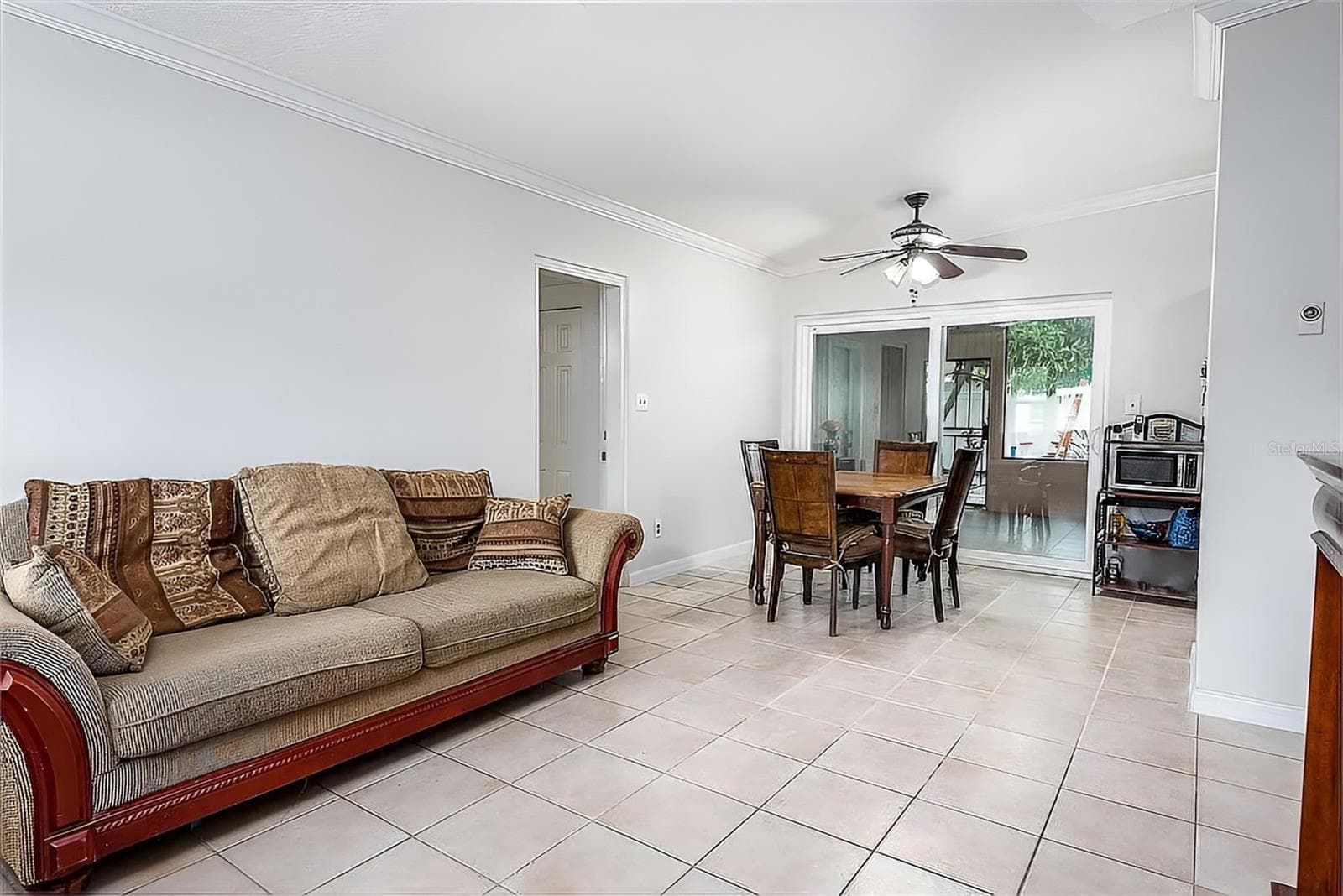 Single Family Residence at 7008 TRIPOLI WAY, ORLANDO, photo 9 of 13