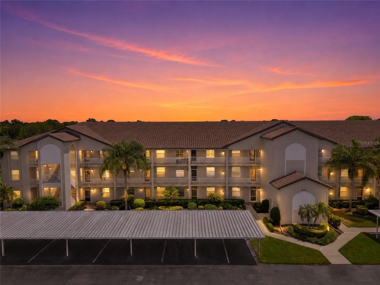 Condominium at 8735 OLDE HICKORY AVE #8304, SARASOTA, photo 2 of 42