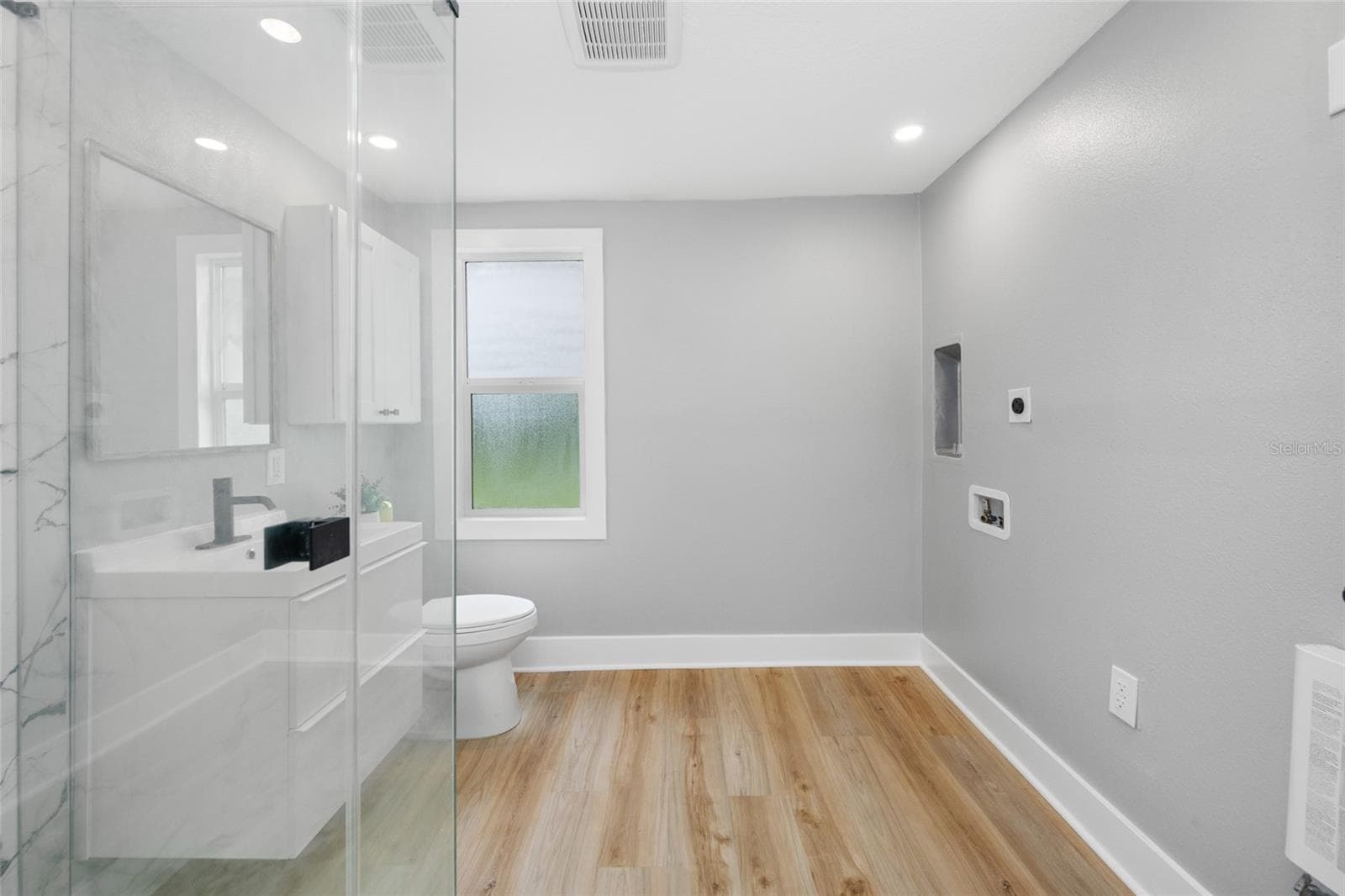 Single Family Residence at 2547 KINGSTON ST S, ST PETERSBURG, photo 25 of 35