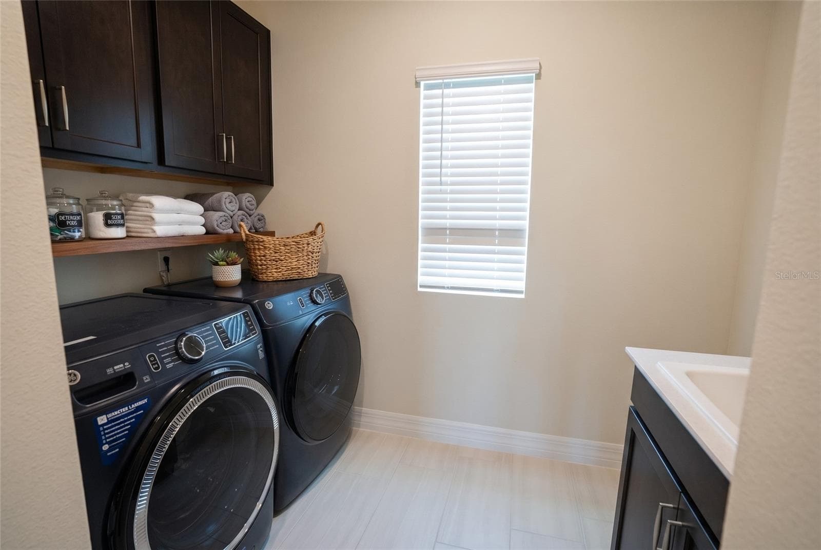 Single Family Residence at 8087 FENTON STREET, ORLANDO, photo 31 of 34