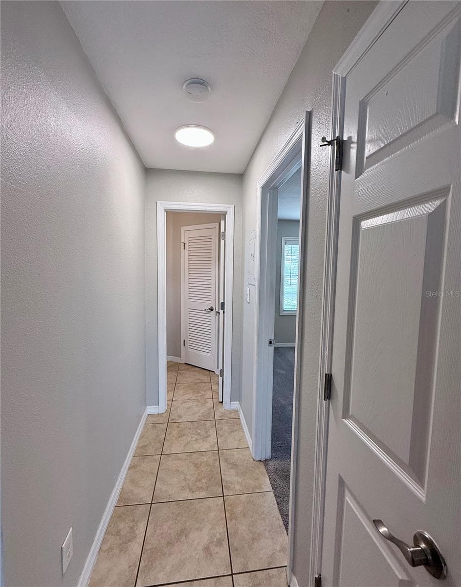 Condominium at 4728 BEACH DR SE #B, ST PETERSBURG, photo 9 of 41