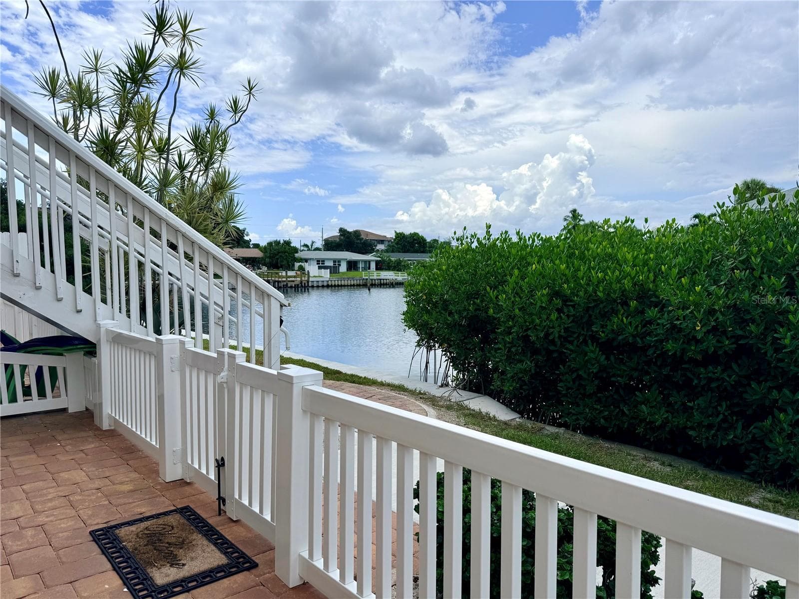 Condominium at 4728 BEACH DR SE #B, ST PETERSBURG, photo 19 of 41