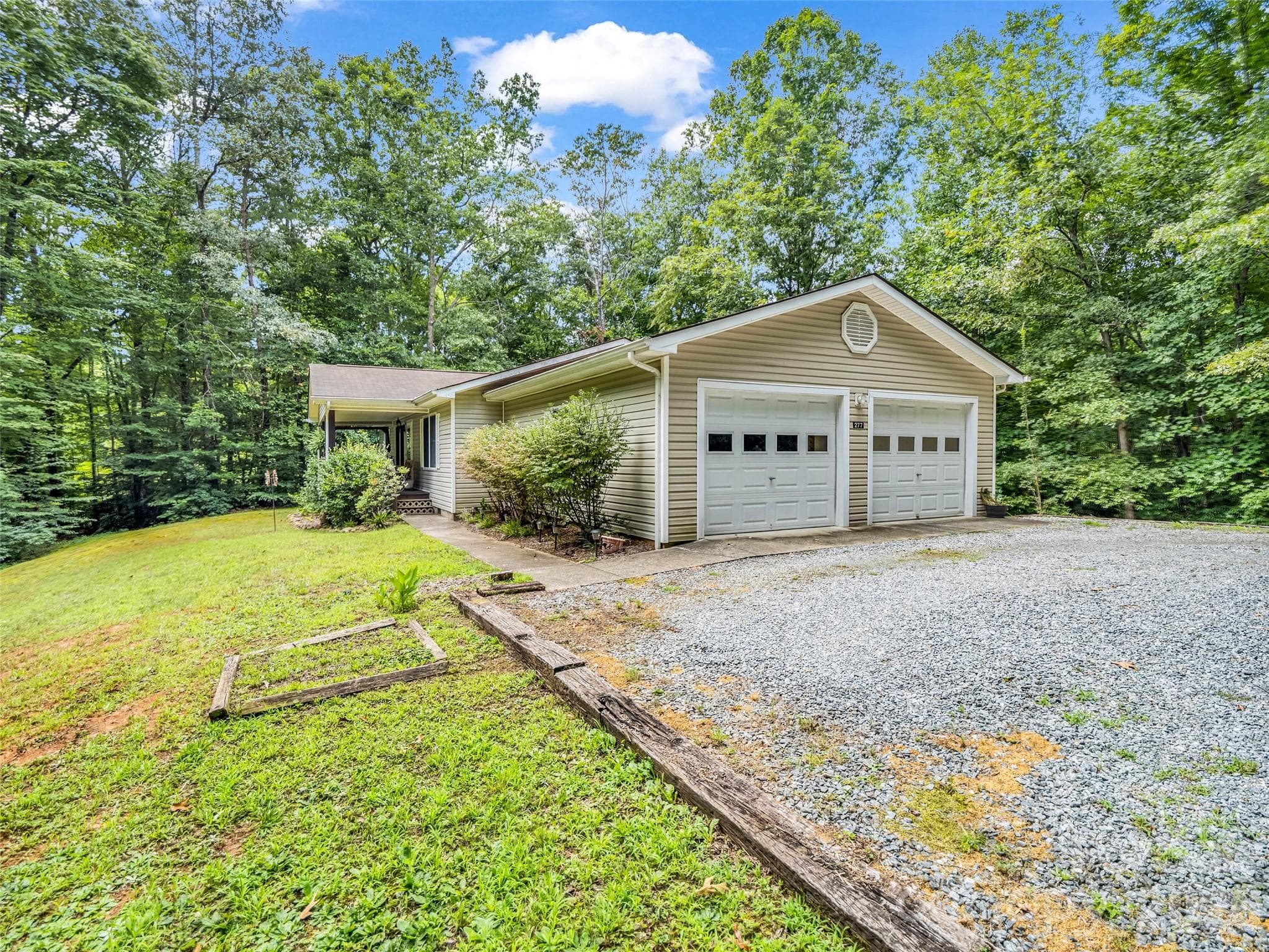Single Family Residence at 277 Debbies Branch Drive, Old Fort, photo 7 of 37