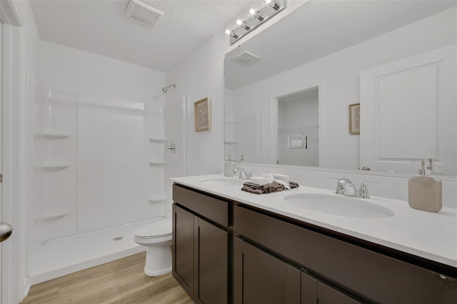 Townhouse at WESTVIEW MANOR, JACKSONVILLE, photo 15 of 27