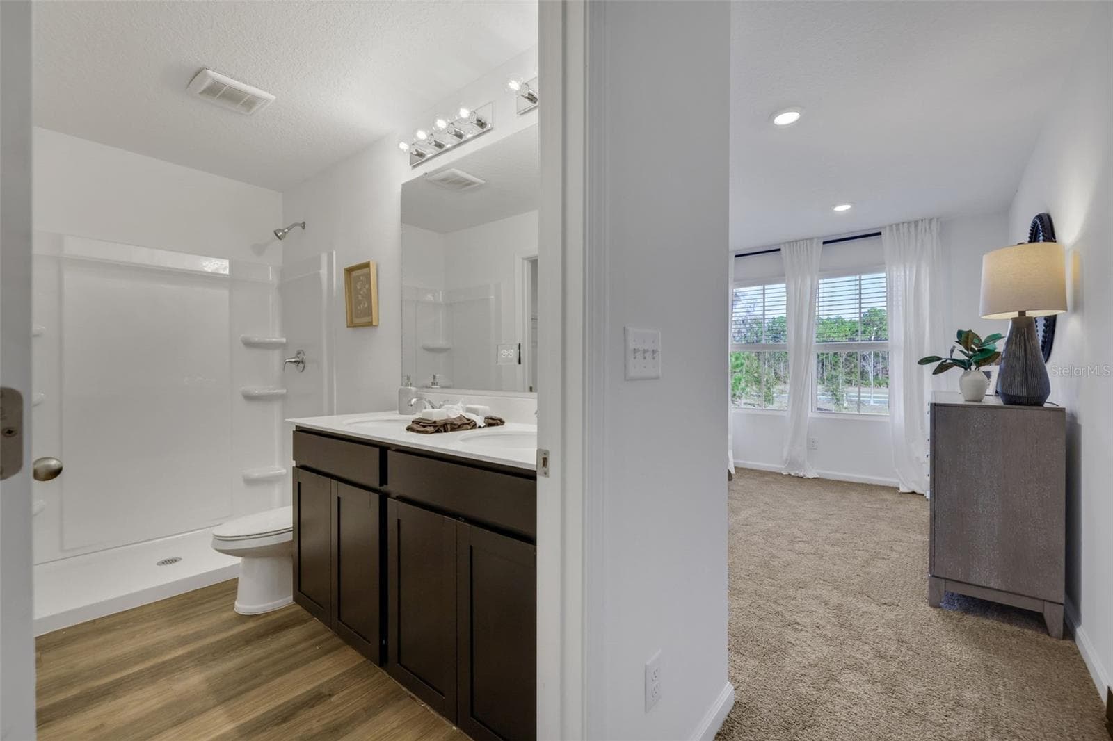 Townhouse at WESTVIEW MANOR, JACKSONVILLE, photo 16 of 27