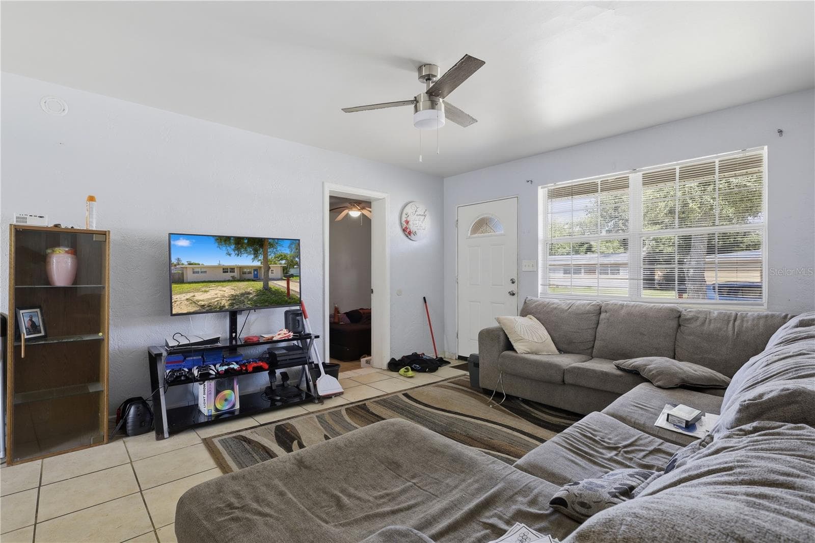 Single Family Residence at 934 LEWIS DR, DAYTONA BEACH, photo 13 of 47