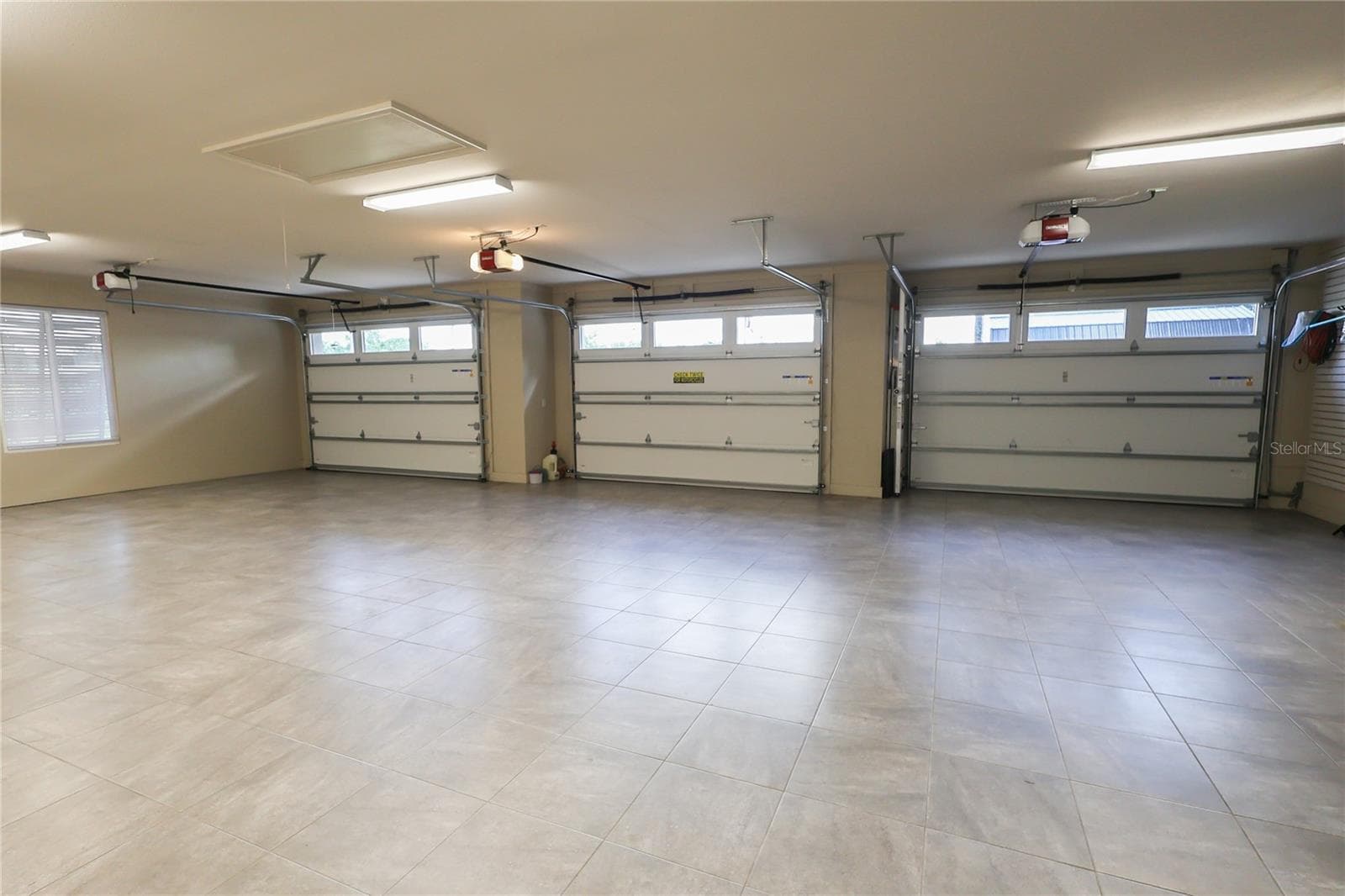 Garage - 3640 CRUMP RD, WINTER HAVEN