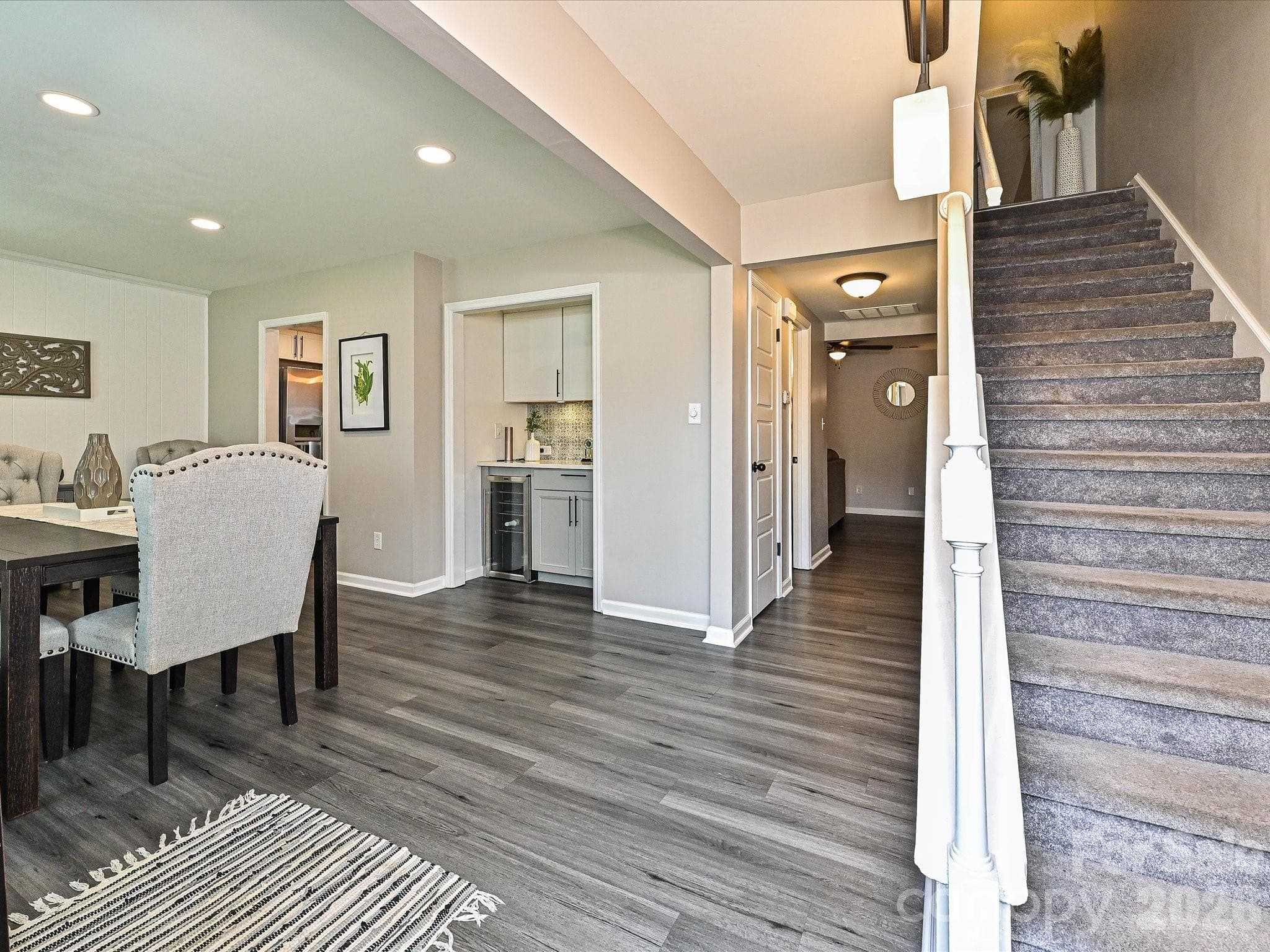 Townhouse at 8069 Regent Park Lane, Charlotte, photo 2 of 30