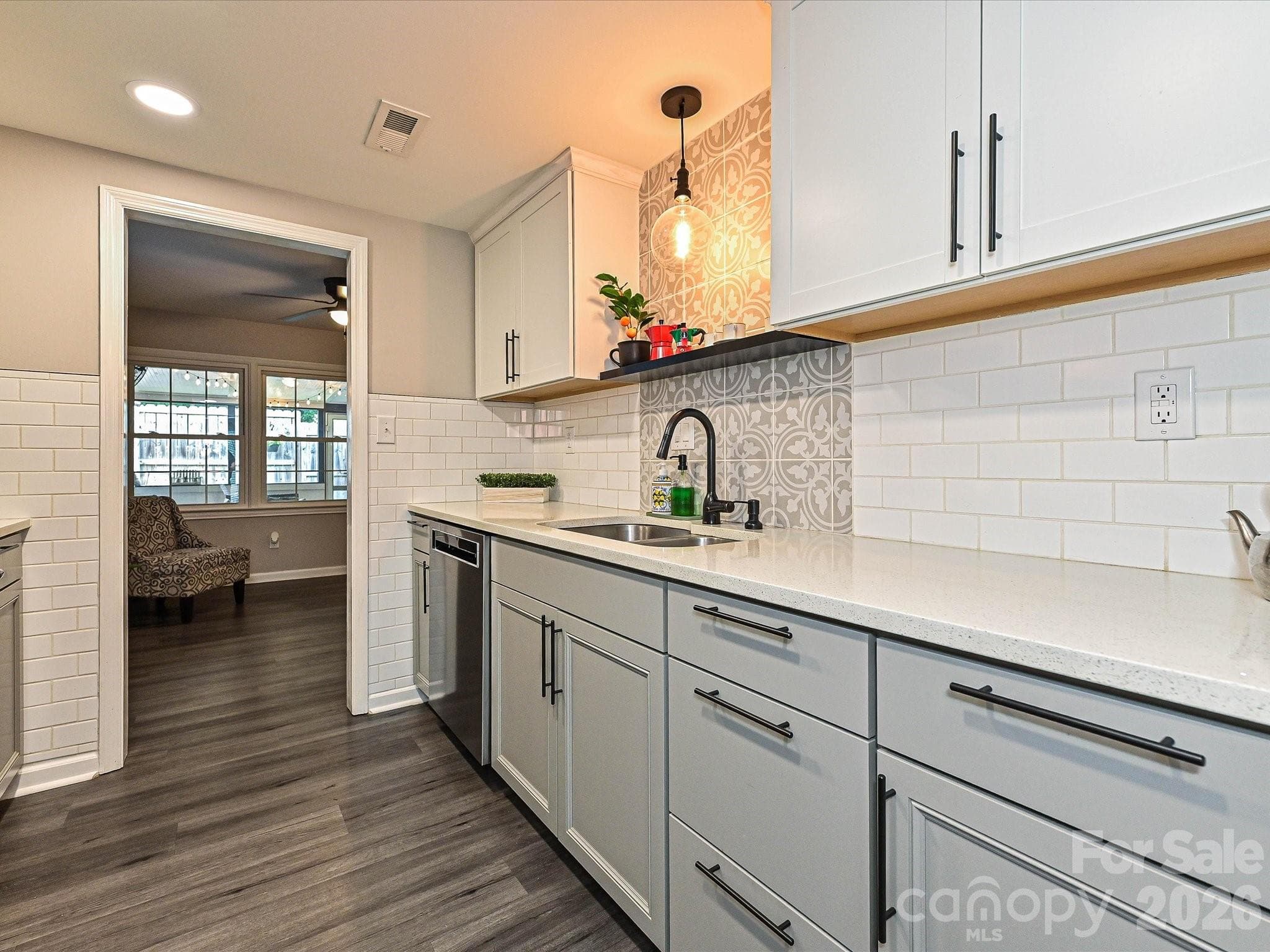 Townhouse at 8069 Regent Park Lane, Charlotte, photo 8 of 30